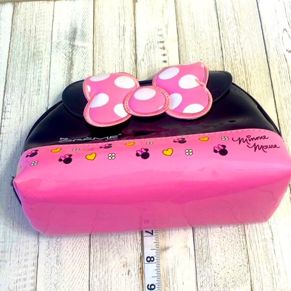 New- Lg Minnie Mouse Toiletries / Make-Up Bag - Picture 7 of 7